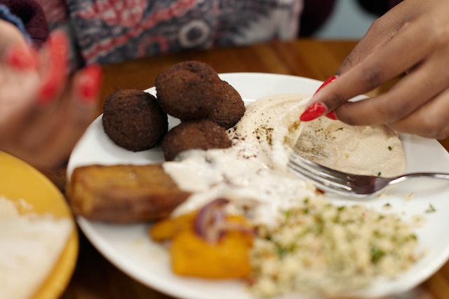 יש מספר מסעדות מומלצות בסן פרנסיסקו אשר מציעות חומוס וטחינה